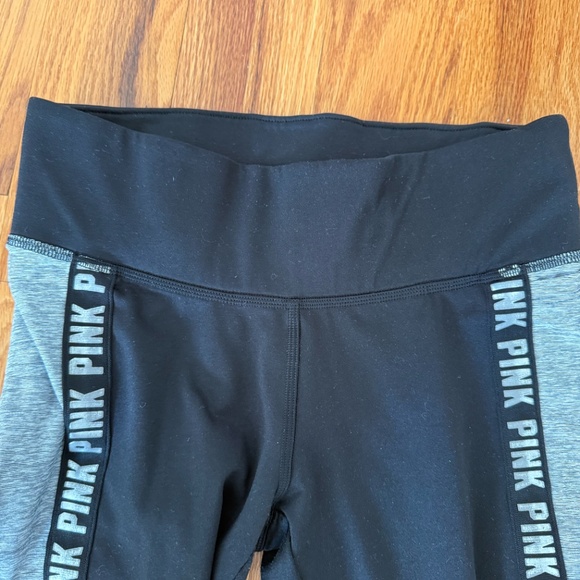 Victoria's Secret Cropped Black Leggings - Picture 2 of 3